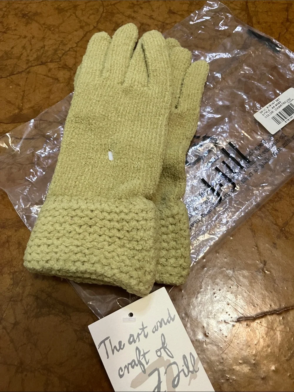 J. Jill Pale Olive Chartreuse Cuffed Gloves size OS women’s NWT